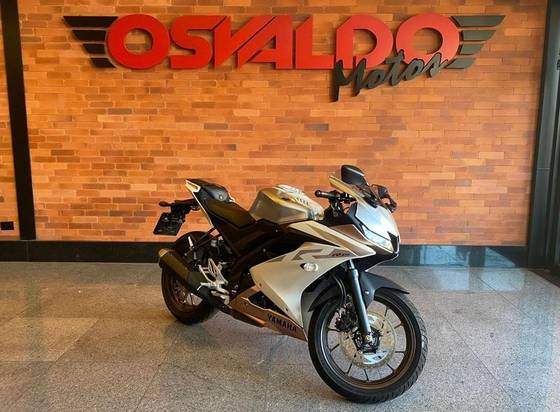 YAMAHA YZF R15 YAMAHA YZF R15